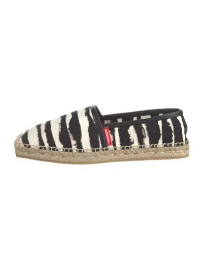 Pre-owned Burberry Canvas Patterned Espadrilles In Black
