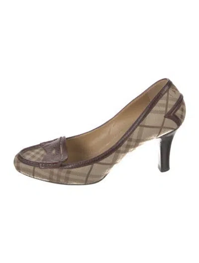 Pre-owned Burberry Canvas Plaid Print Pumps In Neutral