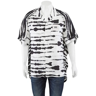 Burberry Cape Detail Short-sleeve Watercolour Print Twill Shirt In Monochrome Ip Pttn