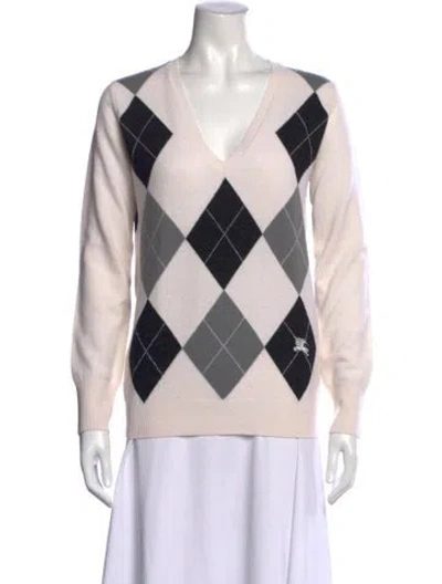 Pre-owned Burberry Cashmere Houndstooth Print Sweater In White