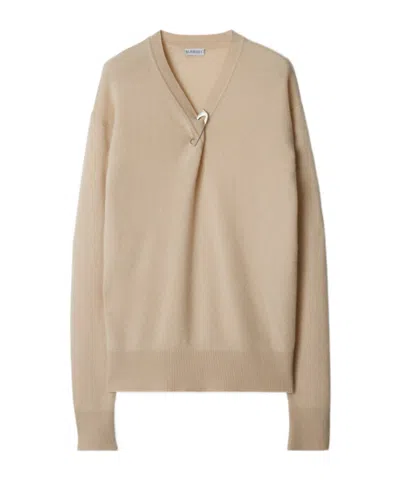 BURBERRY BURBERRY BAR-PIN FASTENED V-NECK KNITTED JUMPER