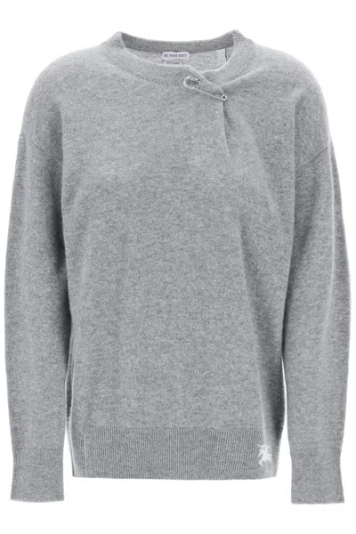 BURBERRY BURBERRY CASHMERE SWEATER WITH KILT PIN