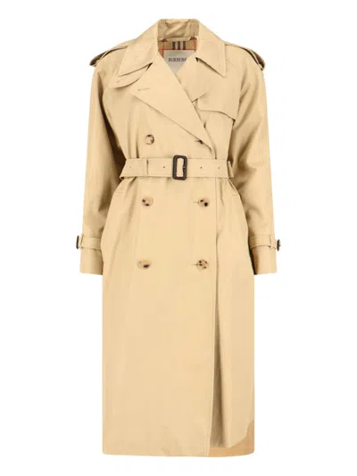 Burberry Castleford Trench Coat In Neutral