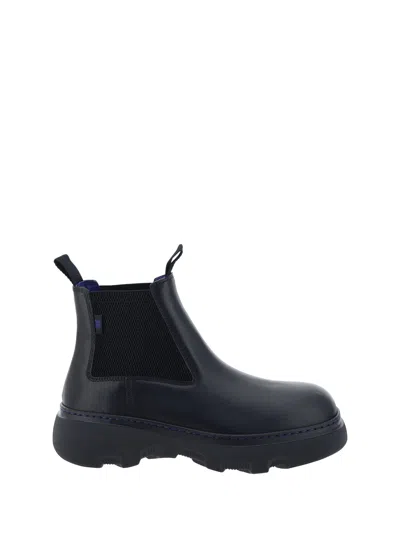 Burberry Casual Boot In Black