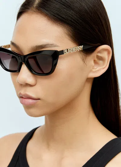 Burberry Cat-eye Logo Sunglasses In Black