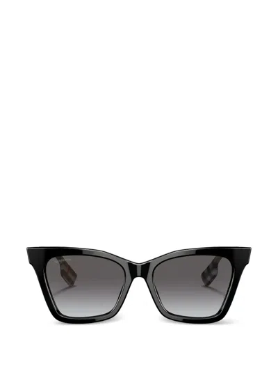 Burberry Cat-eye Sunglasses In Black