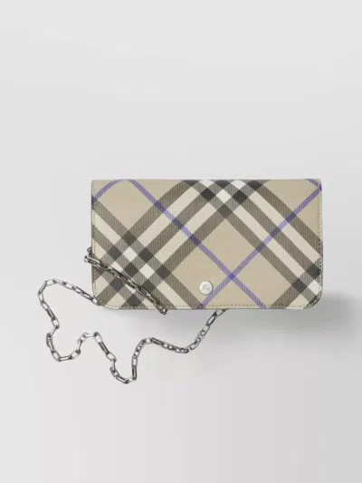 Burberry Chain Strap Clutch Zip Pocket In Neutral