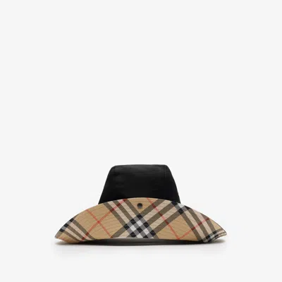 Burberry Check Brim Gabardine Hat In Black