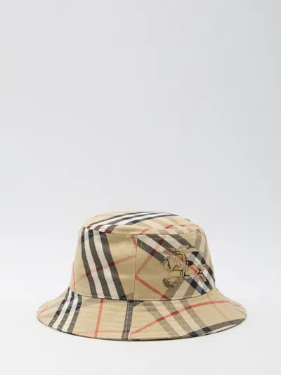 Burberry Check Bucket Hat In Beige