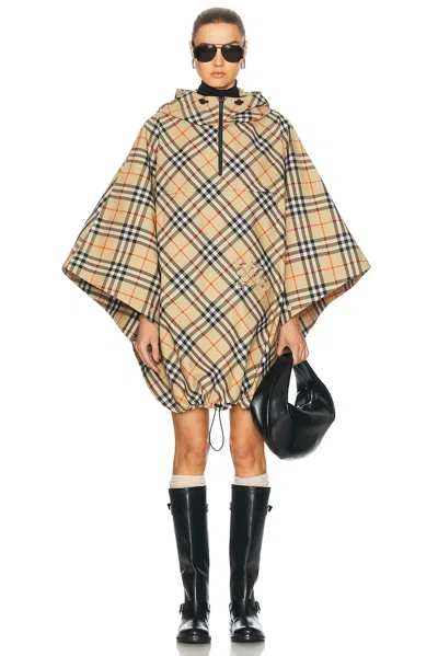 Burberry Check Cady Cape In Sandipcheck