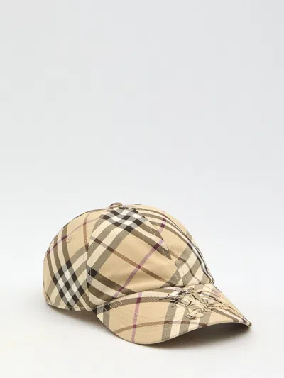 Burberry Check Cap In Gray