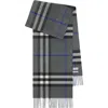 Burberry Marlborugh Grey Wool Scarf In Gray