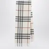 Burberry Stone Check Pattern Fringed Edge Rectangular Shape Logo Patch To The Front Brushed Finish In White