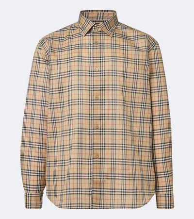 Burberry Checkered Long-sleeve Button-front Shirt In Neutral