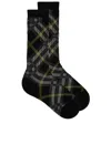 Burberry Check Crew Socks In Indigo Ip Check