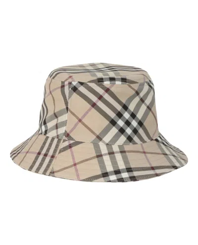 Burberry Check Ekd Bucket Hat In Neutral