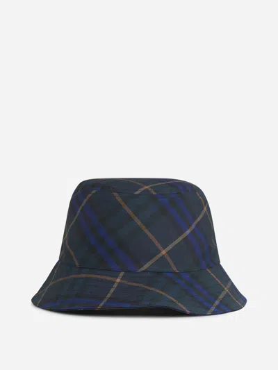 Burberry Check Fisherman Hat In Midnight Blue