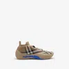 Burberry 'checkered Knit Neptune Sne In Sand