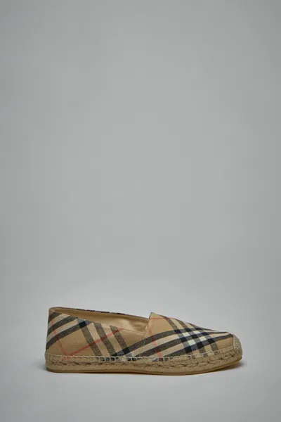 Burberry Check Mews Espadrilles In Sand