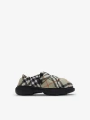 Burberry Pillow Check Motif Slippers In Light Sage
