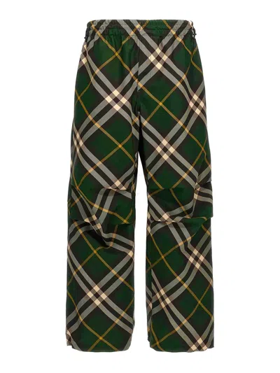 BURBERRY SHORTS - VERDE