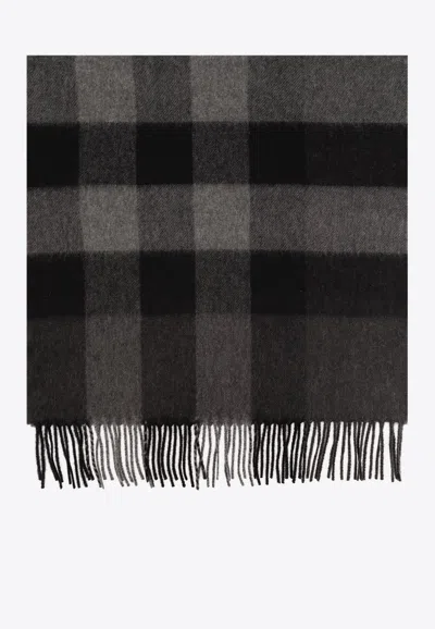 Burberry Check Pattern Cashmere Scarf In Black
