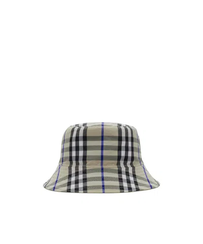 Burberry Check-pattern Reversible Bucket Hat In Nude