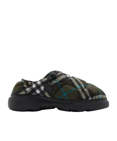 BURBERRY BURBERRY CHECK PRINTED PILLOW PADDED SLIPPERS