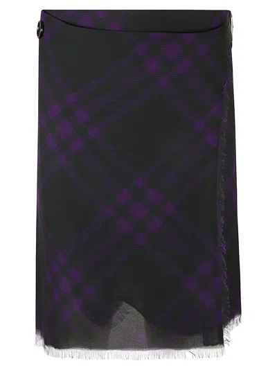 Burberry Asymmetrical High-waisted Silk Skirt With Plaid Pattern In Royalipcheck