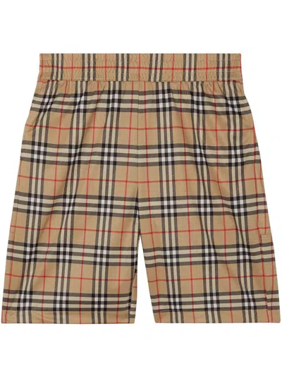 Burberry Checkered Design Shorts In Archive Beige Ip Chk