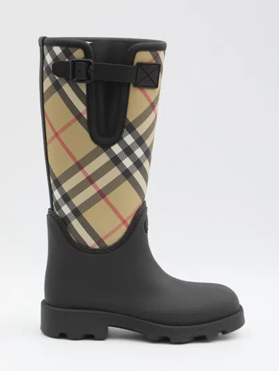 Burberry Check Rainboots In Black