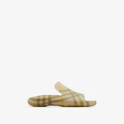 Burberry Check Rubber Stingray Slides In Wheat