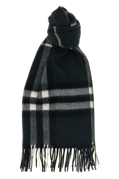 BURBERRY CHECK SCARF