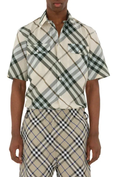 Burberry Check Short Sleeve Cotton Button-up Shirt In Alabaster Ip Check