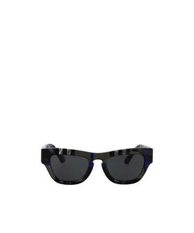 Burberry Check Sunglasses In Black