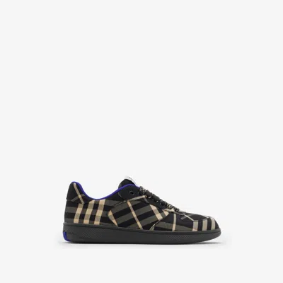 Burberry Checked Terrace Lace-up Sneakers In Black