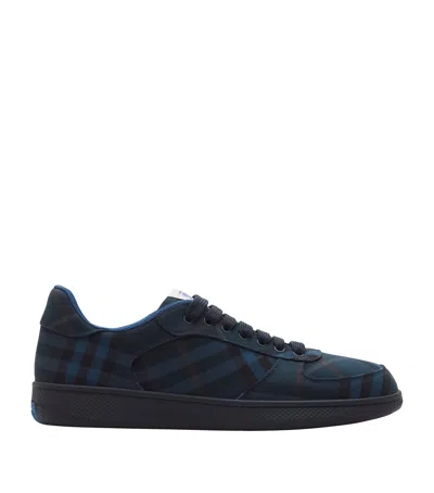 Burberry Plaid-pattern Sneakers With Textured Rubber Sole In Black