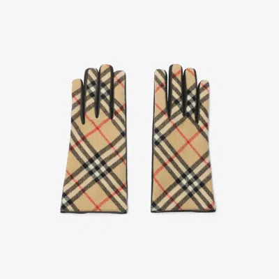 Burberry Check Wool Cashmere Gloves In Brown