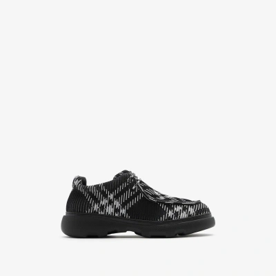 Burberry Check Woven Creeper Shoes In Black