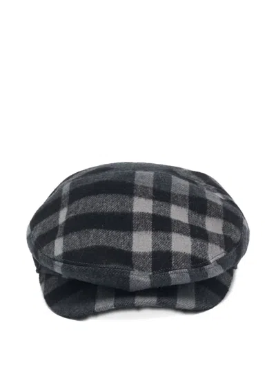 Pre-owned Burberry Checked Cap