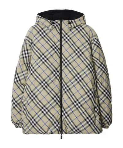 Burberry Checked Reversible Hooded Jacket In Gray