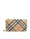 Burberry Ls Snip Wallet On Chain Www-tu Nd  Female In Beige