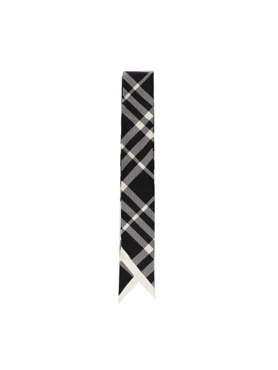 Burberry Checked Printed Scarf In Black