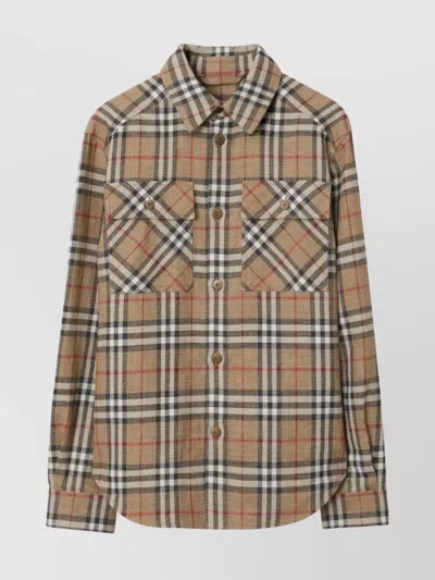 Burberry Checked Shirt With Flap Pockets And Buttoned Cuffs In Beige