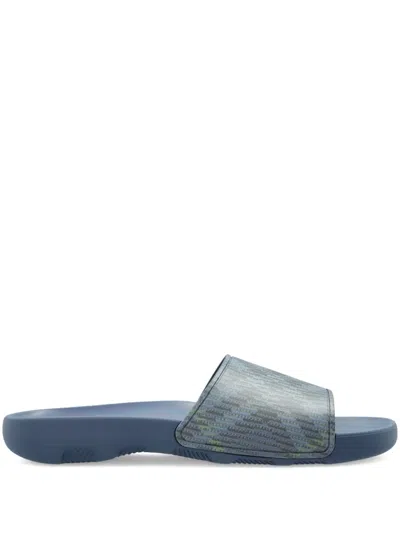 BURBERRY CHECKED SLIDES