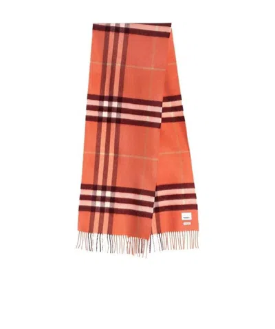 Burberry Checkered Logo Scarf In Red
