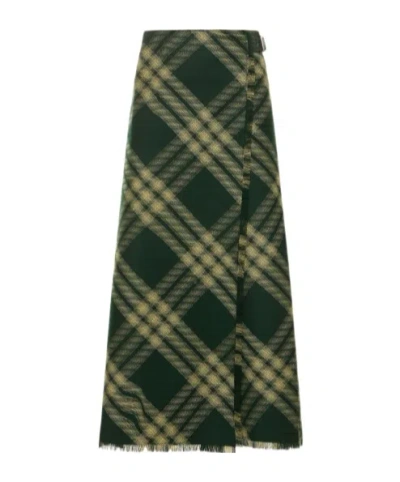 Burberry Maxi Kilt With Check Pattern In Green