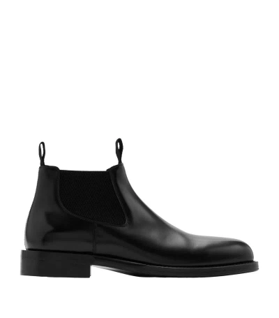 Burberry Chelsea Boots In Black
