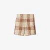 Burberry Check Linen Shorts In Wren