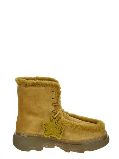 Burberry Chugga Boots In Yellow
